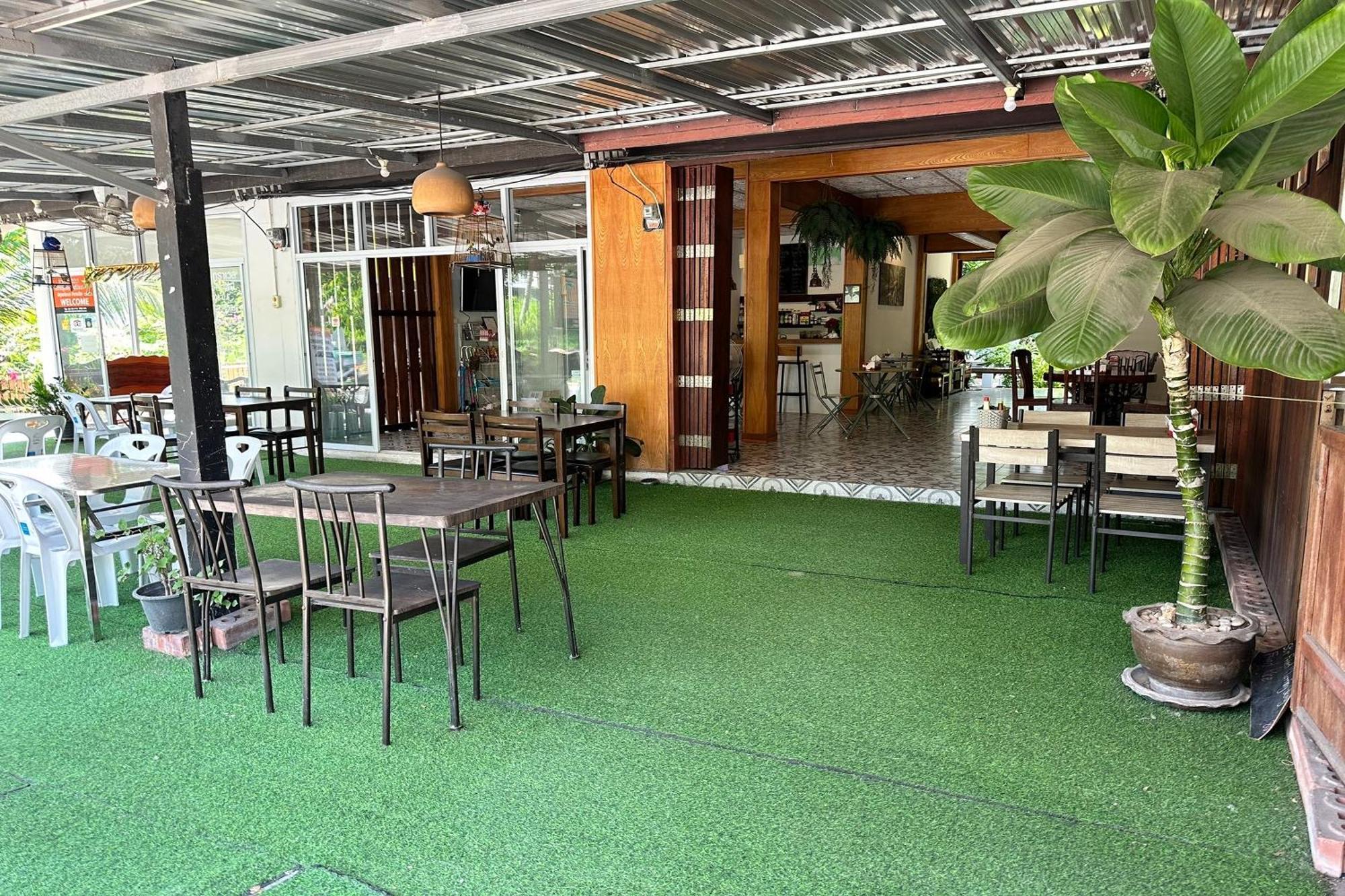 บ้านพัก เชิงมน เรสซิเดนซ์
